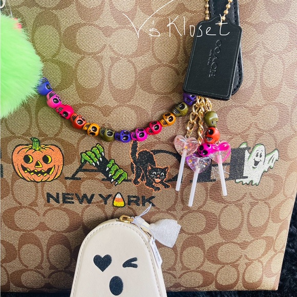 ❤️SOLD❤️Coach Halloween 2022 Tote Set. Limited Edition❤️ - Picture 5 of 16